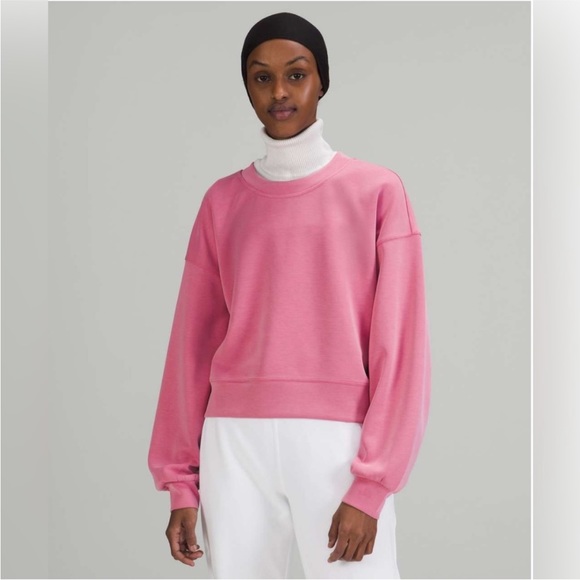 Lululemon Perfectly Oversized Cropped Crew *Softstreme in Pink Blossom - Picture 1 of 7